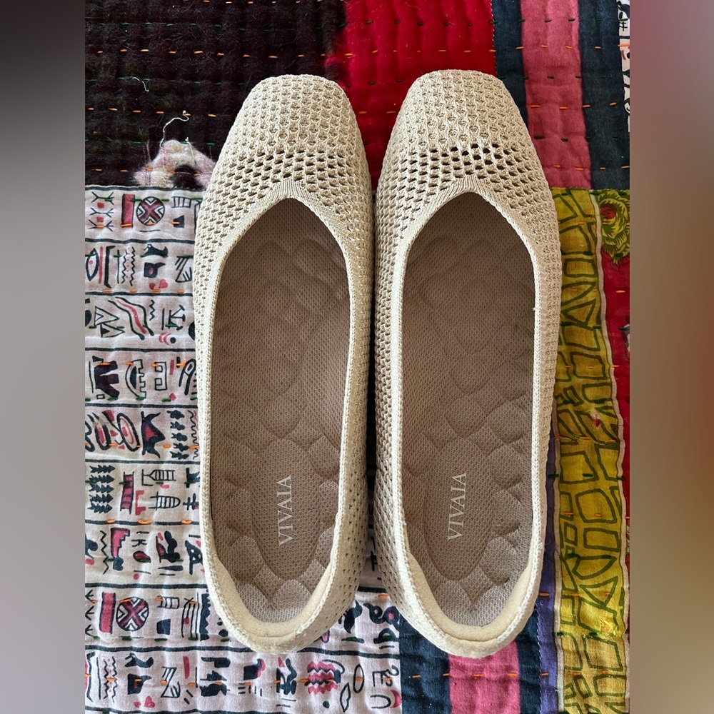 Vivaia women’s Margot walker size 10